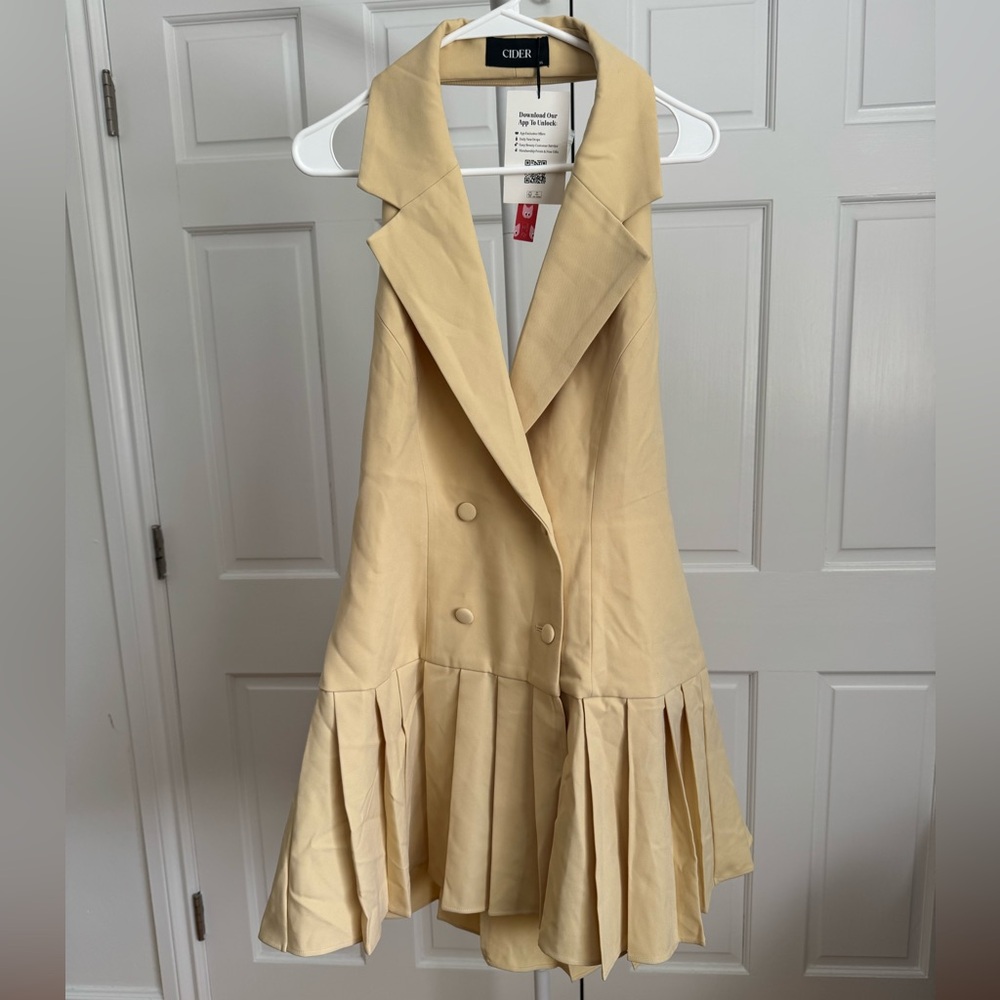 NWT Cider HALTER NECKLINE DOUBLE BREASTED PLEATED MINI DRESS Size XL - Picture 6 of 9